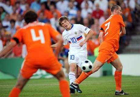 欧洲杯荷兰出线跟谁踢（欧洲杯荷兰出线跟谁踢的）