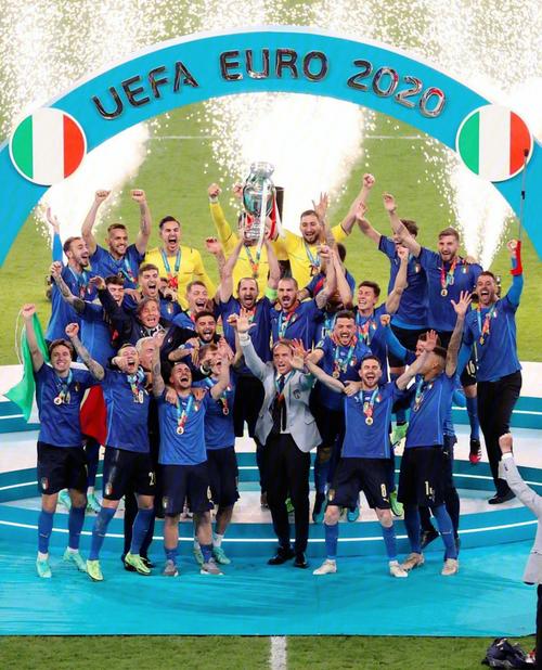 意大利欧洲杯夺冠回家了吗（意大利夺得欧洲杯冠军翻云覆雨）