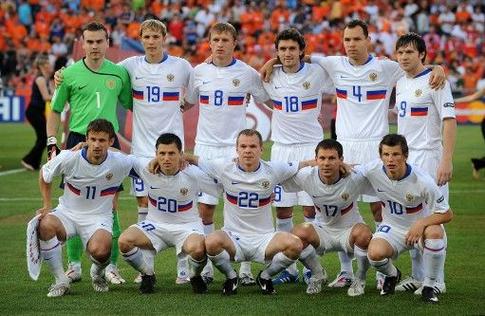俄罗斯04年欧洲杯（2004欧洲杯俄罗斯）